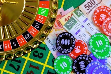 Live Dadu Online dealer rolling dice on 89toto mobile screen